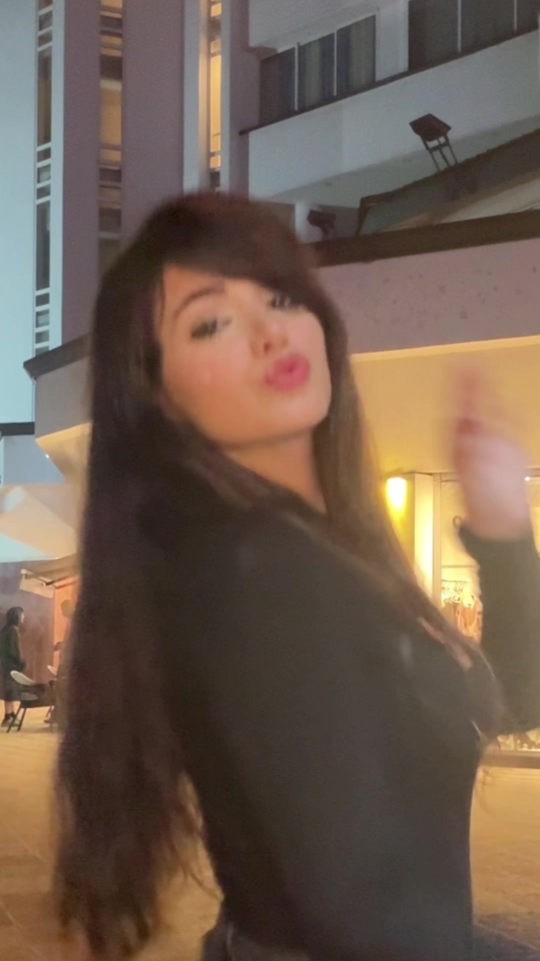 @nazlitologar