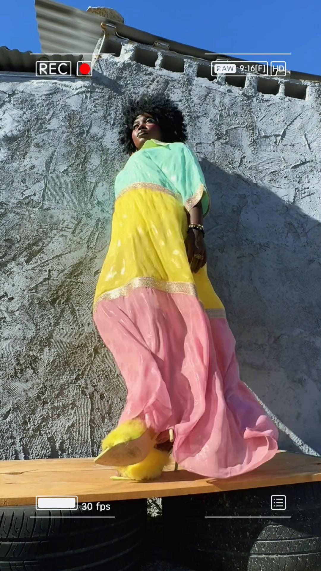 @tinaa_starra