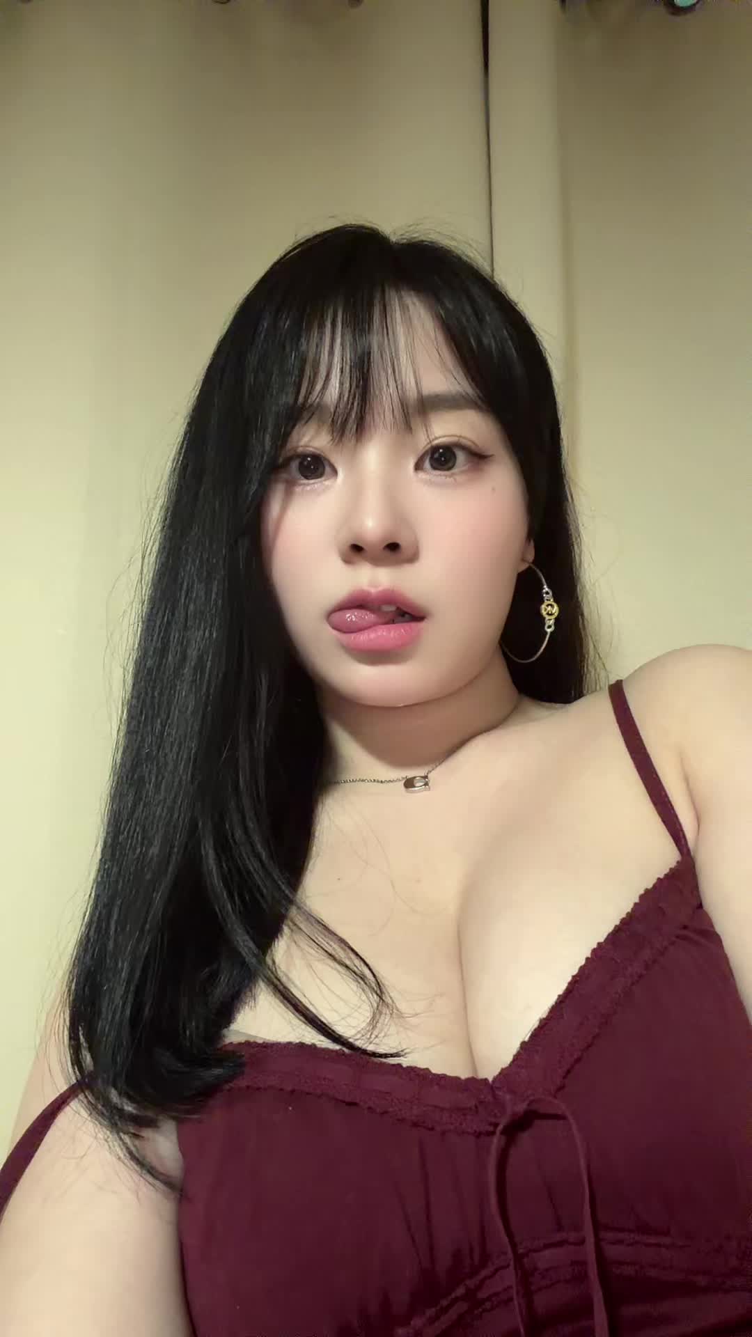 @Sallita