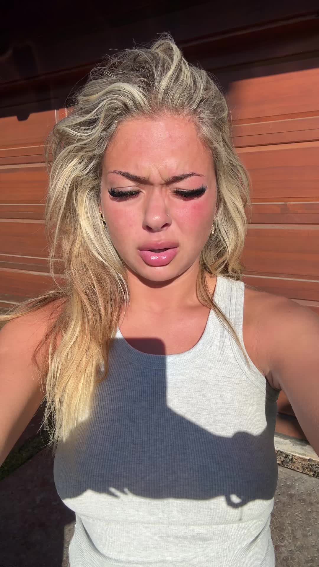 @ju