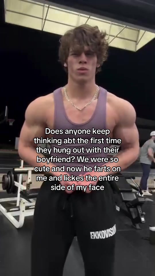 @jackedhiddencowboy