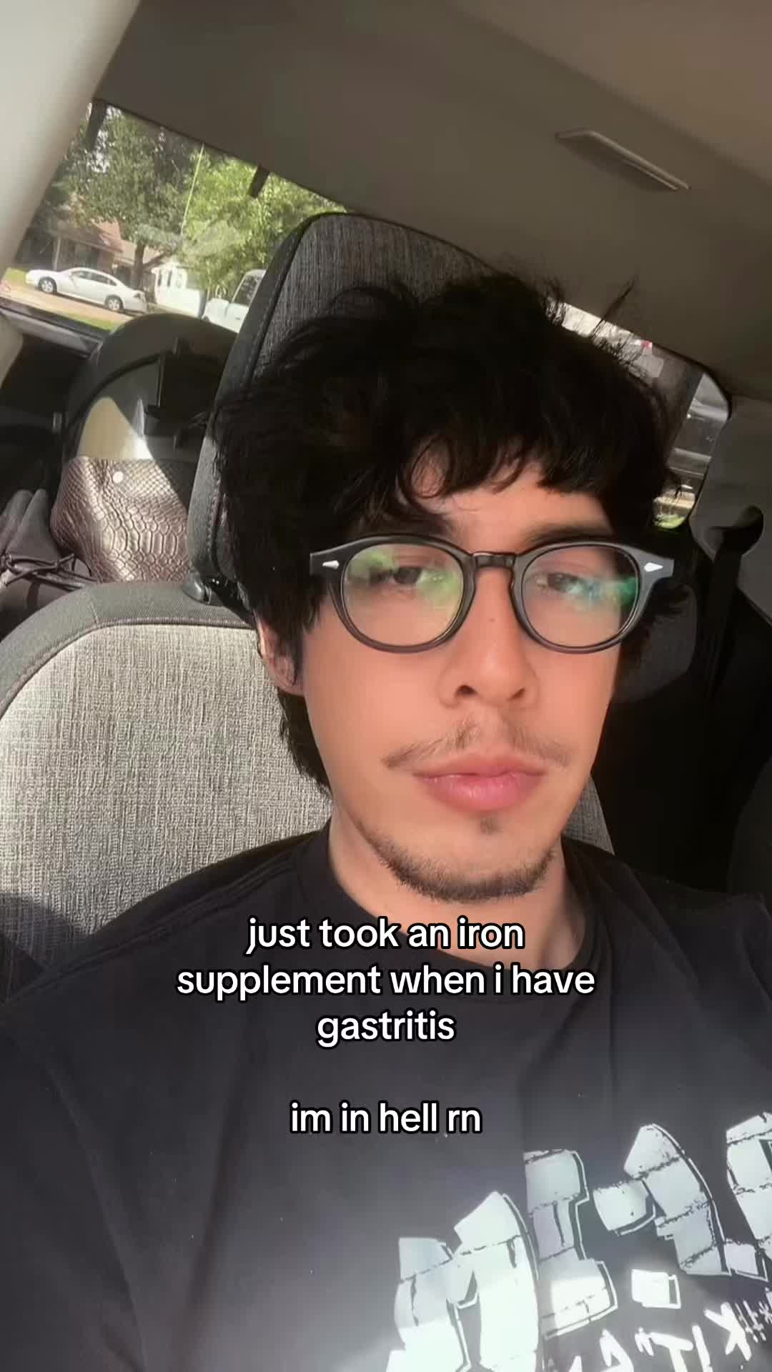 @Y33SHI3