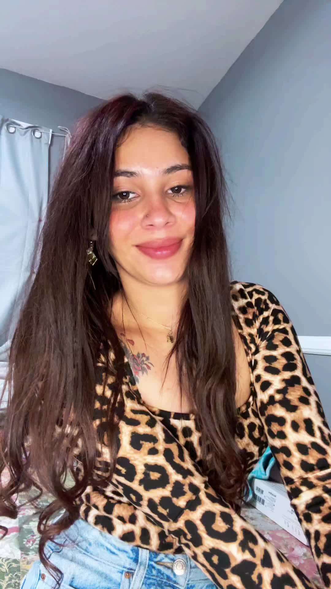 @Elisa🦋