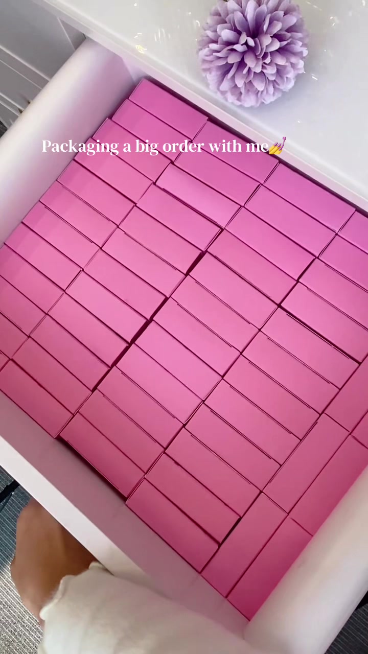 @Fullovenail