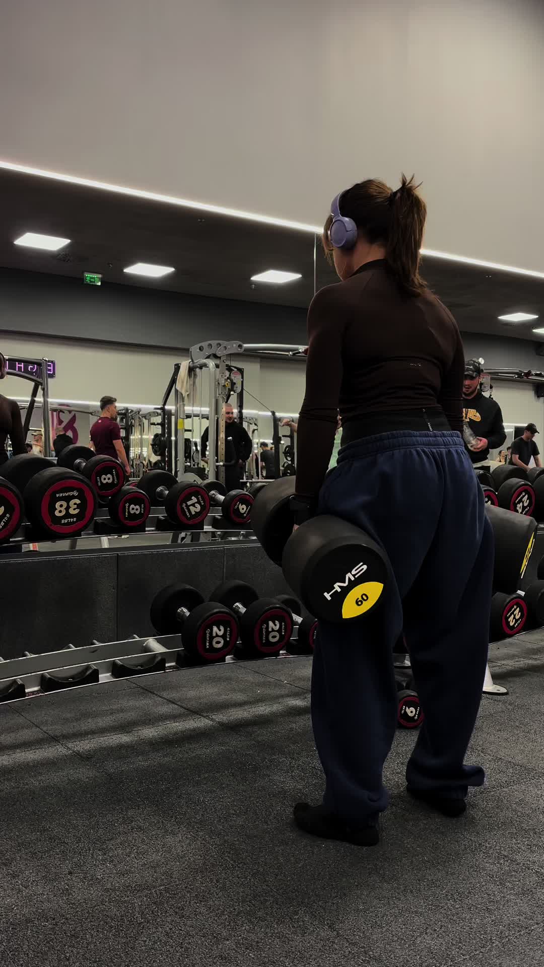 @ilovemuscularmen12