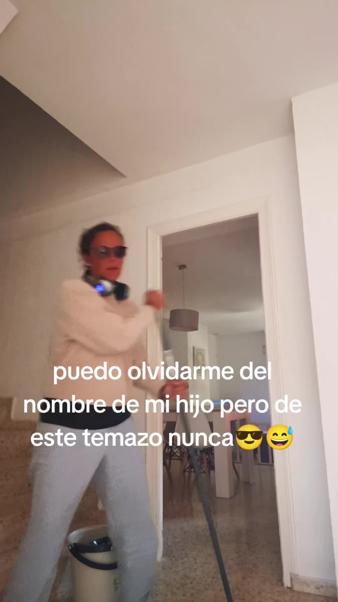 @María😎