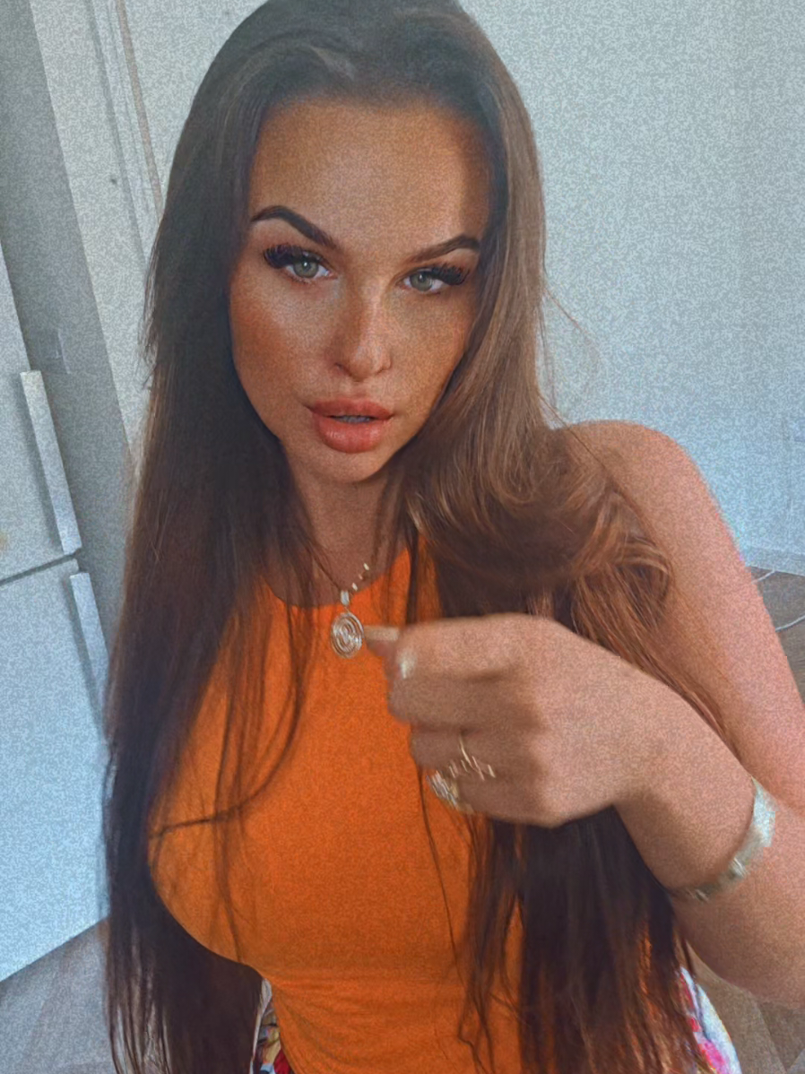 @bad girl Nina 777