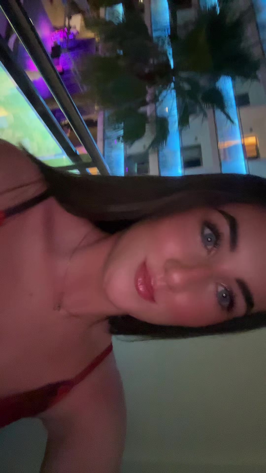 @Eléna 💋
