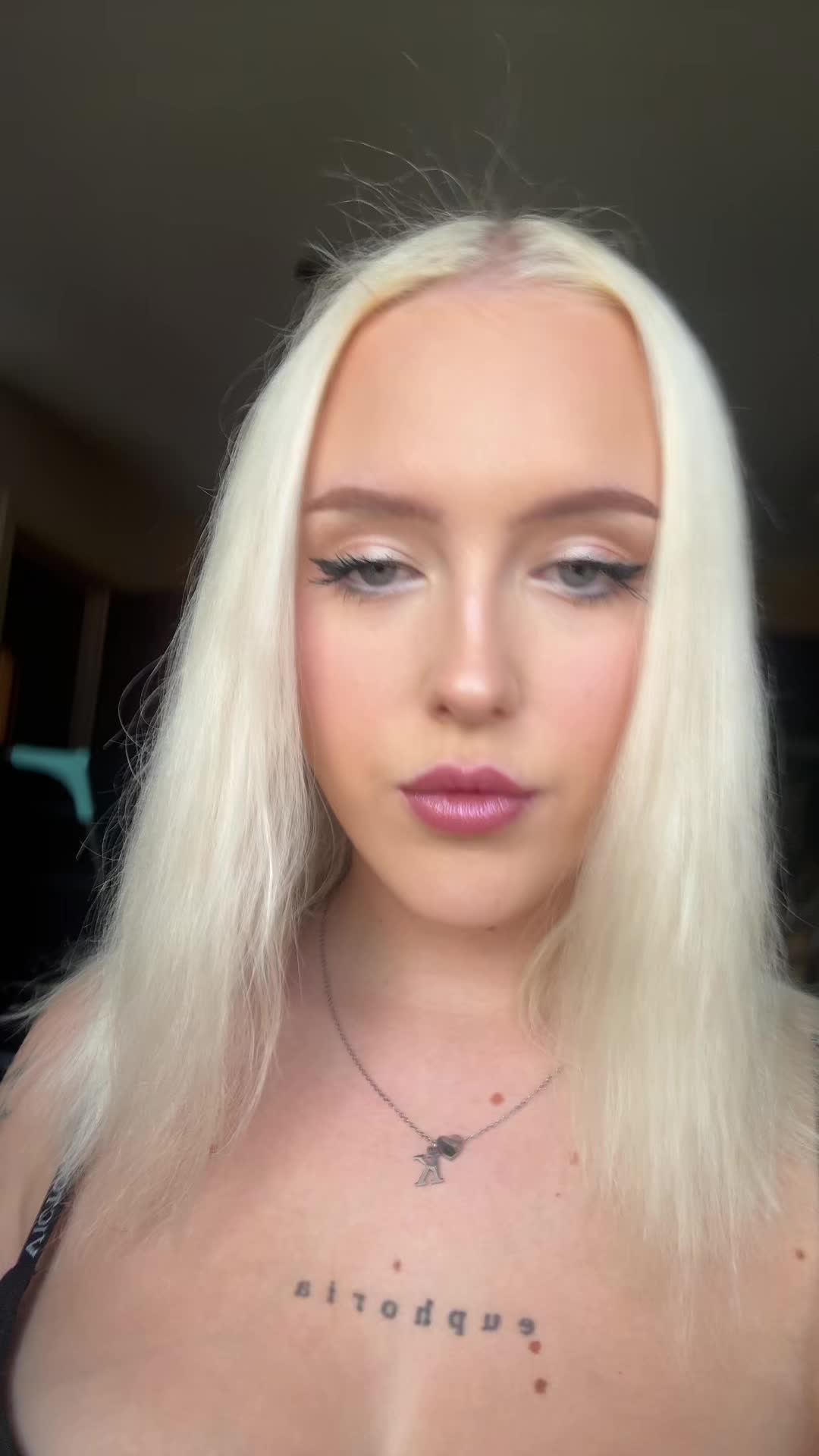 @𝑒𝑙𝑙𝑖𝑒
