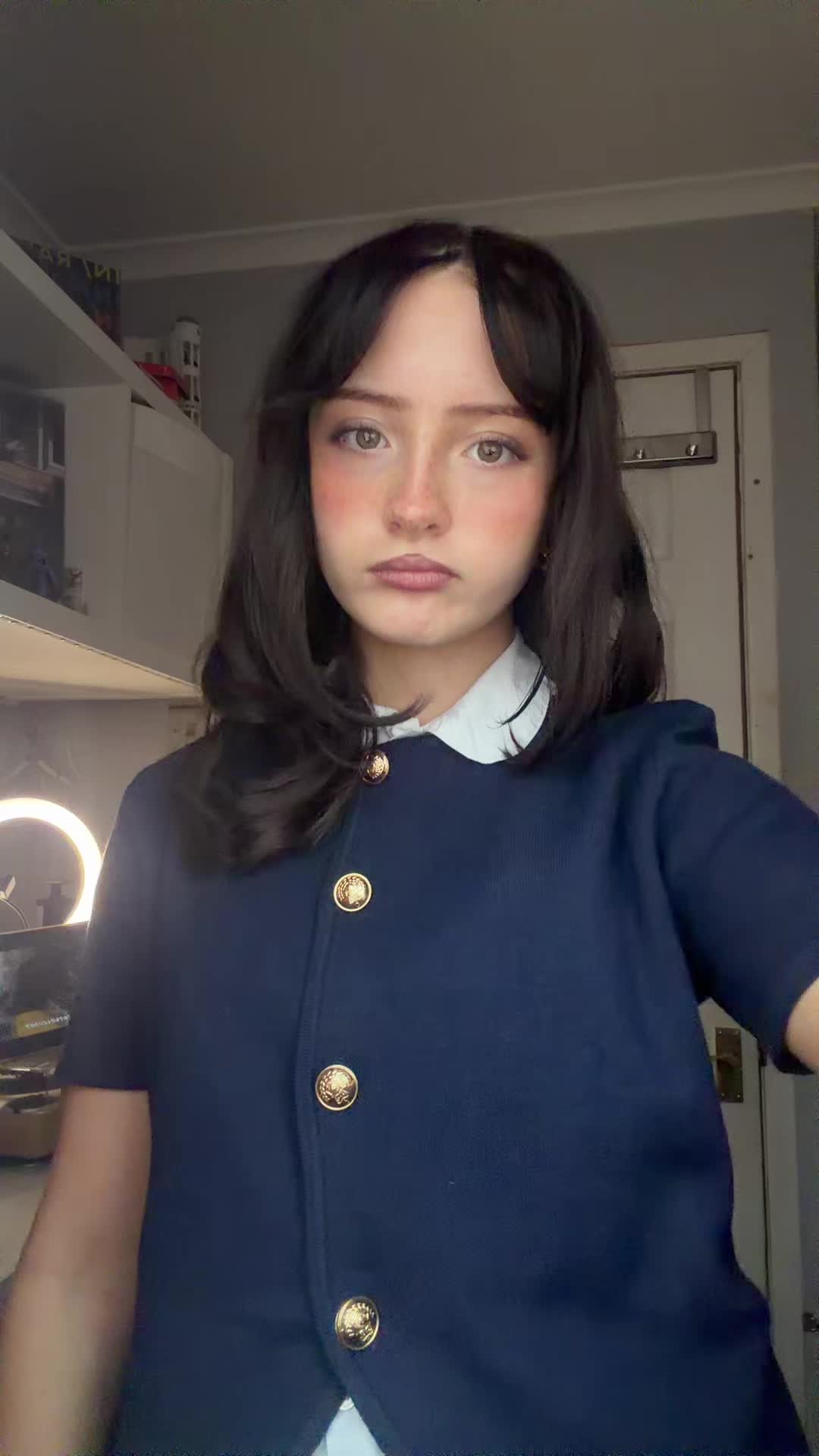 @𝑔𝑒𝑜𝓇𝑔𝒾𝑒 𝓂𝒶𝓎🧁🍒