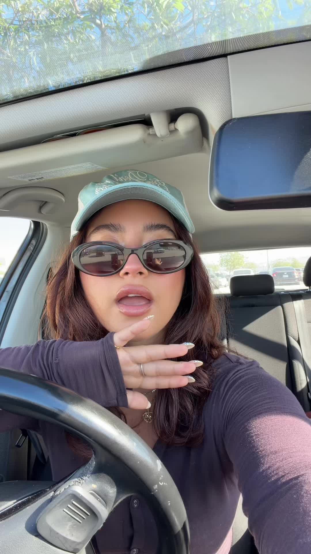 @alexis