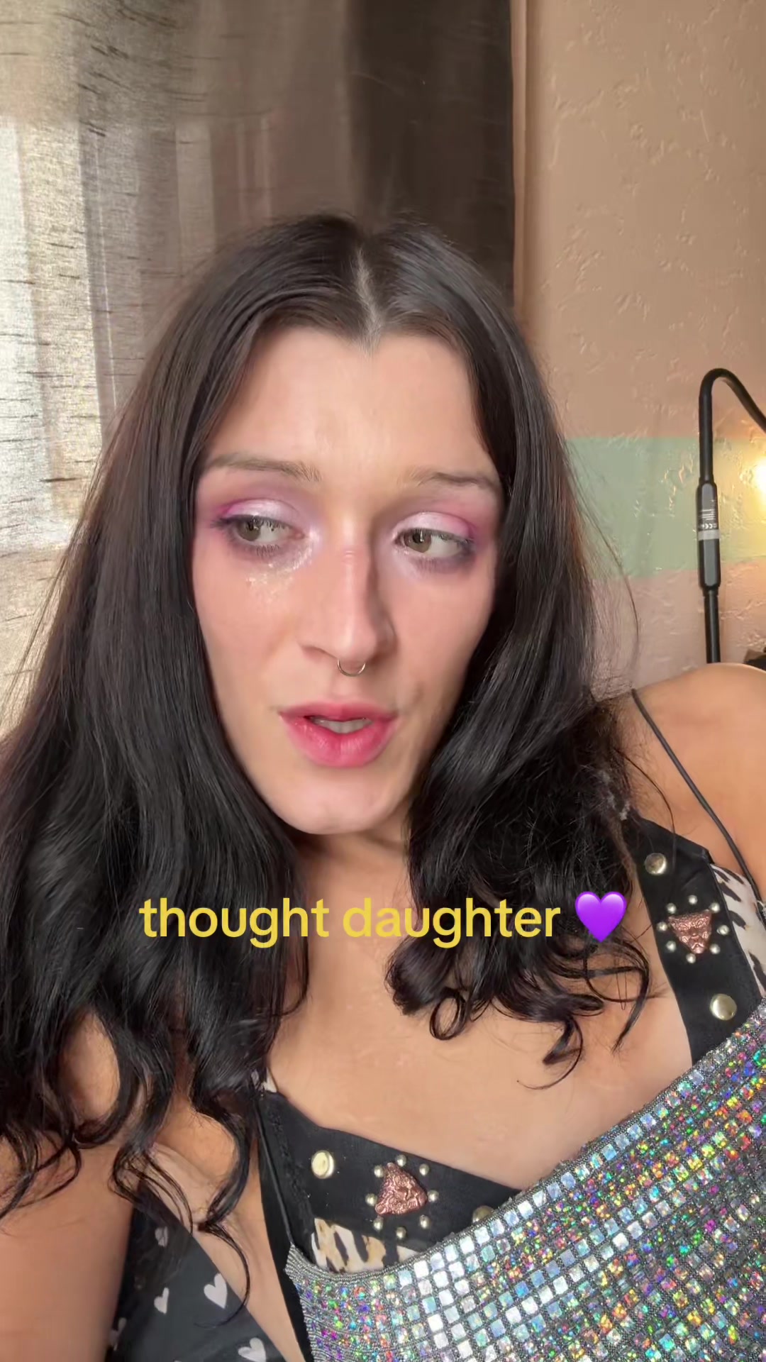 @￼