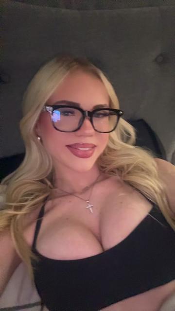 @bella