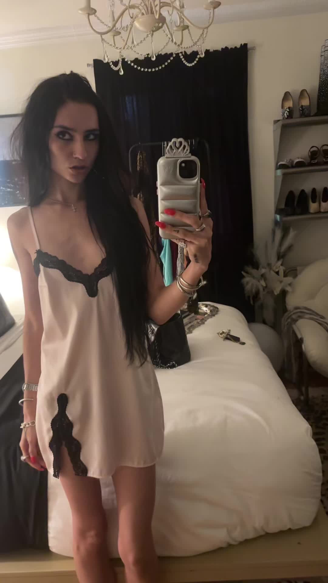 @babyneedsanewfur
