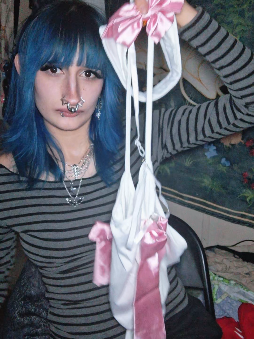 @࣪࿔་༘୨˖꒰ঌVeil໒꒱˚࿔་༘࿐