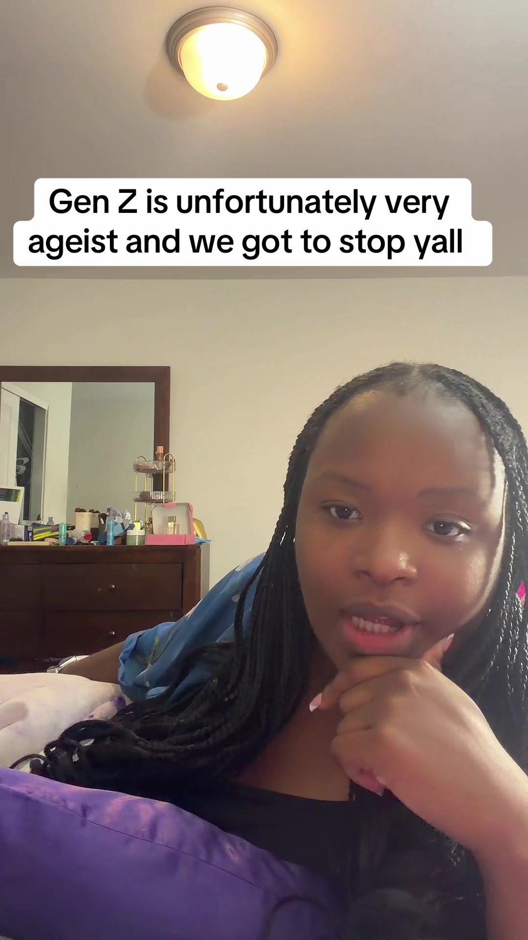 @justalkinggg