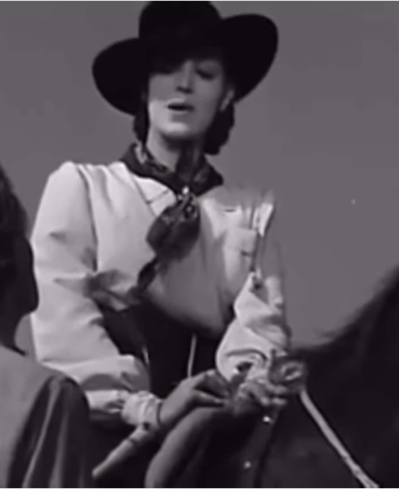 @Mar&iacute;a F&eacute;lix Oficial Fans