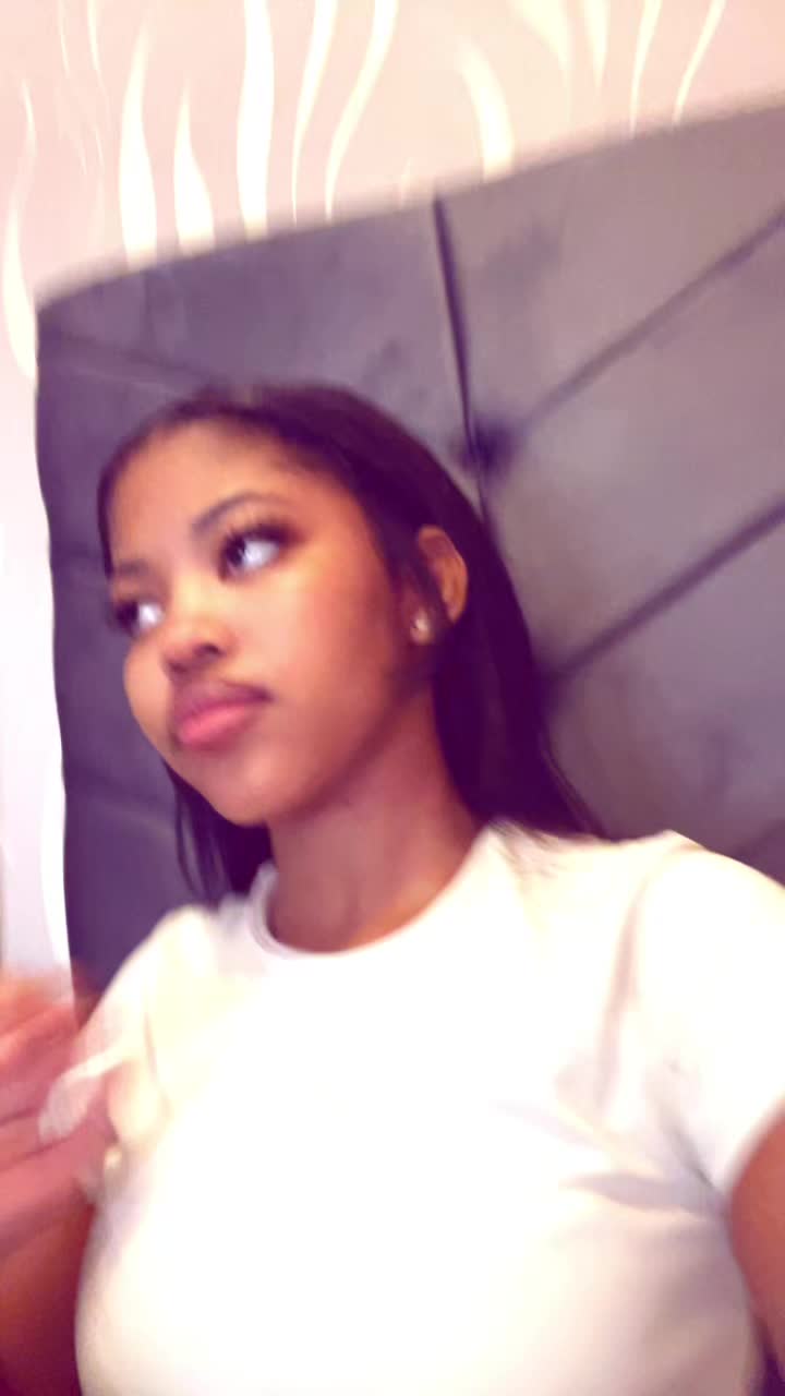 @Angelaaa