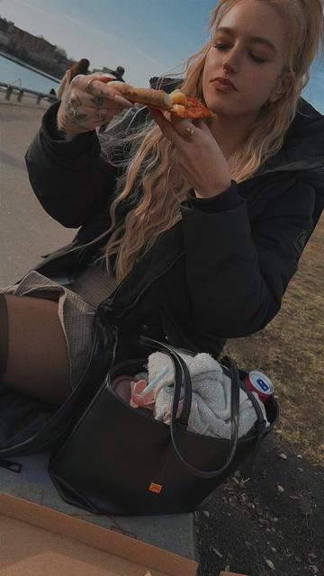 @𝕹𝖊𝖑𝖑 🎀