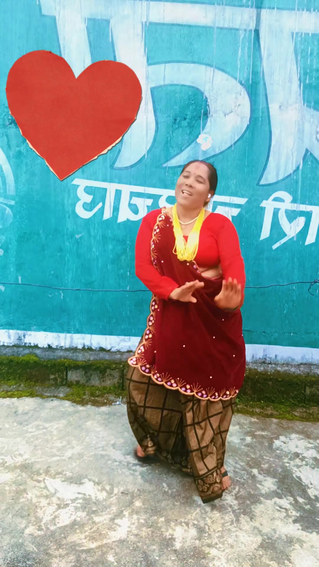 @सुस्मिता लामगादे