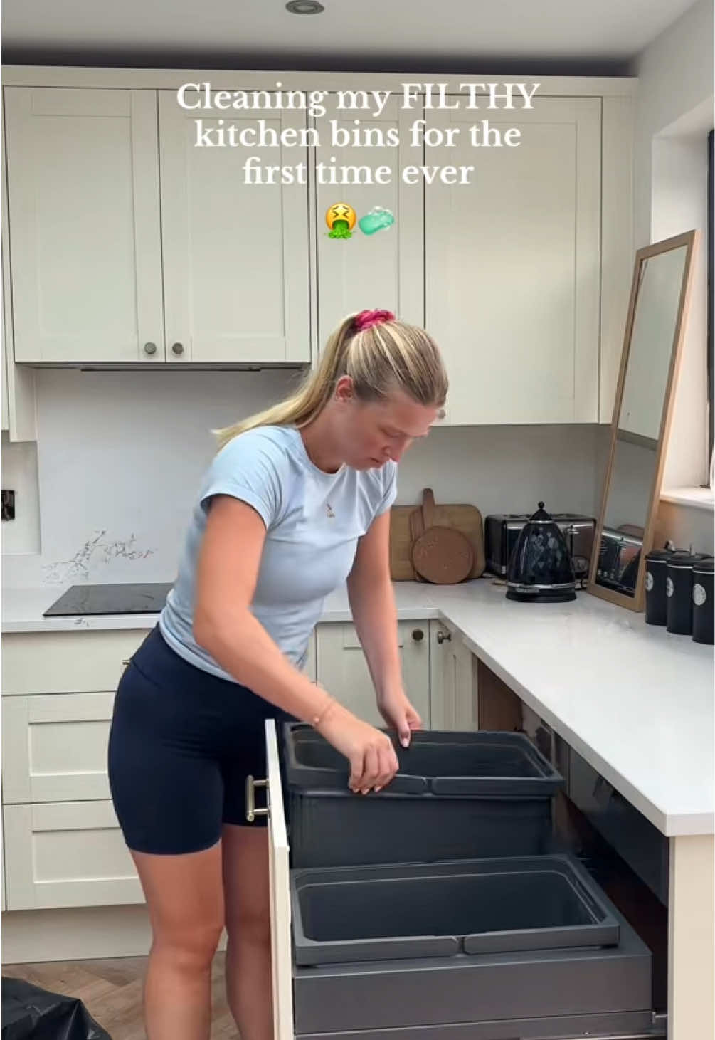 @LucyKalice