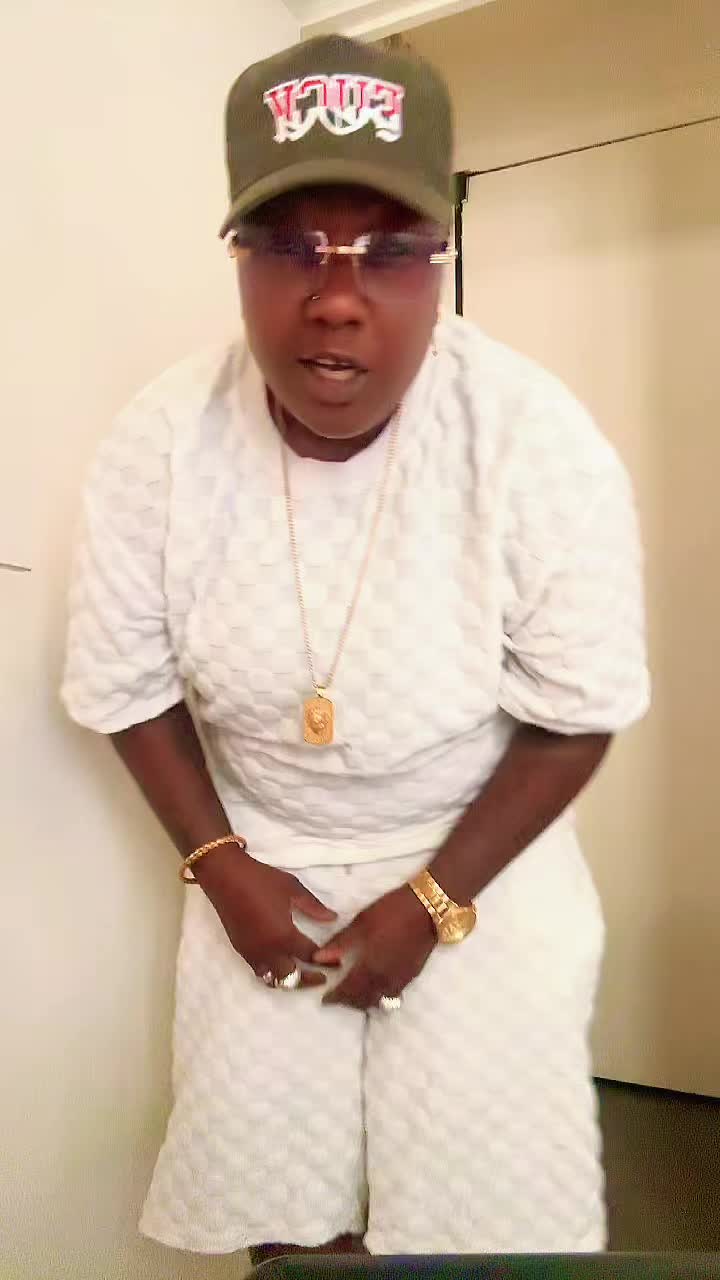 @Etoile DE LONDRE🚀🇨🇮😎🏳️🌈