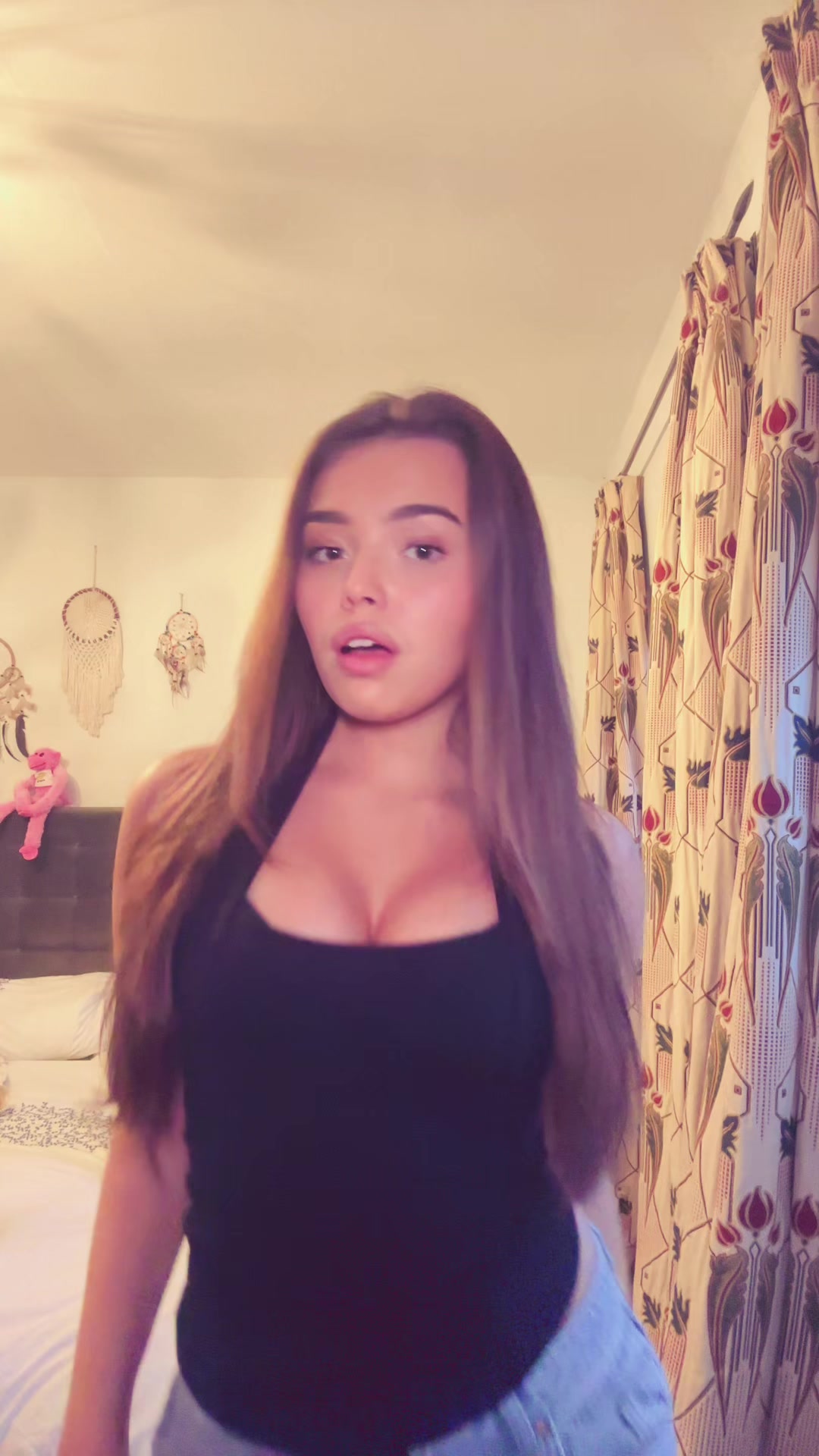 @laurencozens