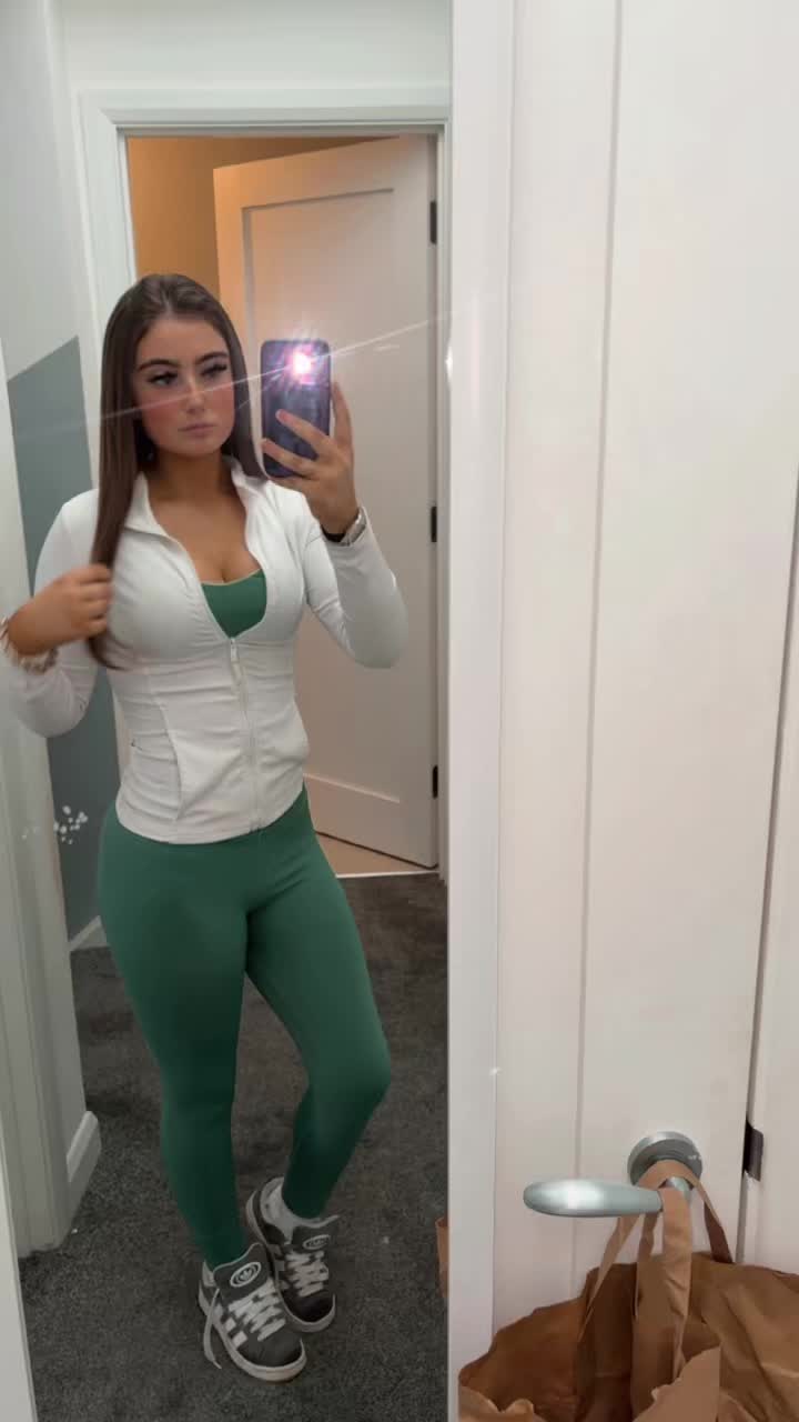 @𝒦𝒶𝓎𝓁𝒶𝓂𝓊𝓇𝓇𝒶𝓎👸🏽😚