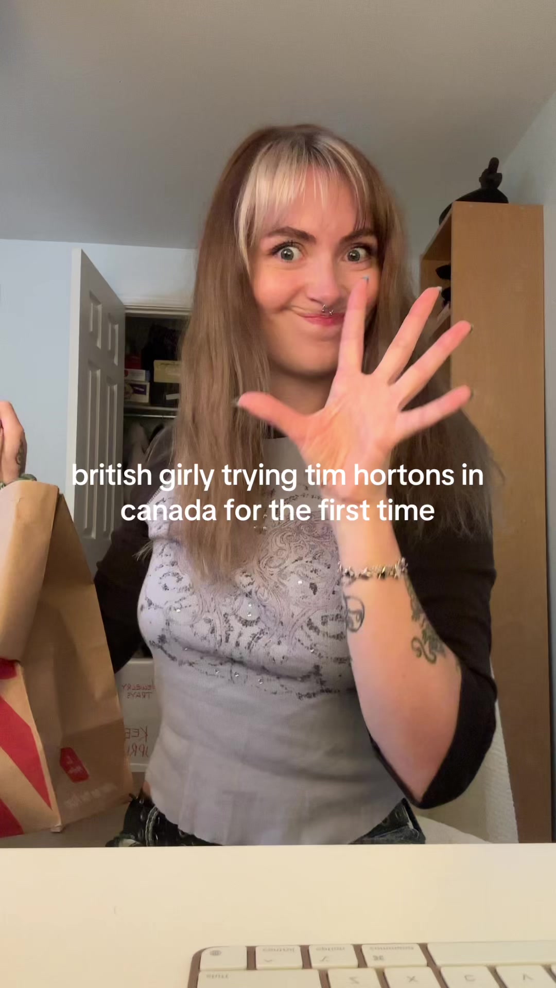 @caitlinhannahava
