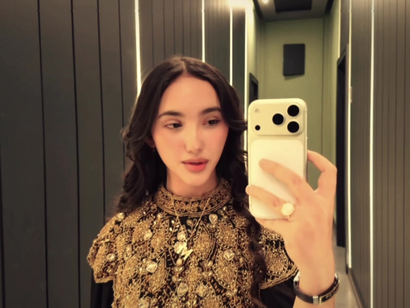 @𝒪𝓇𝓏𝓂𝒹𝓋𝒶.❤️
