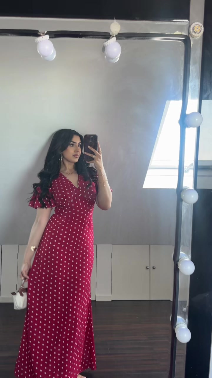 @arooj