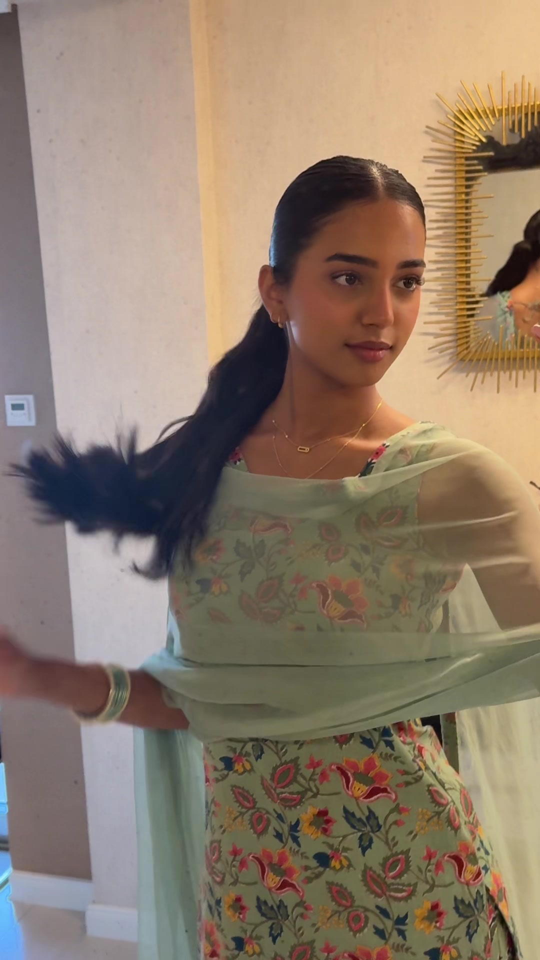 @simran🧸