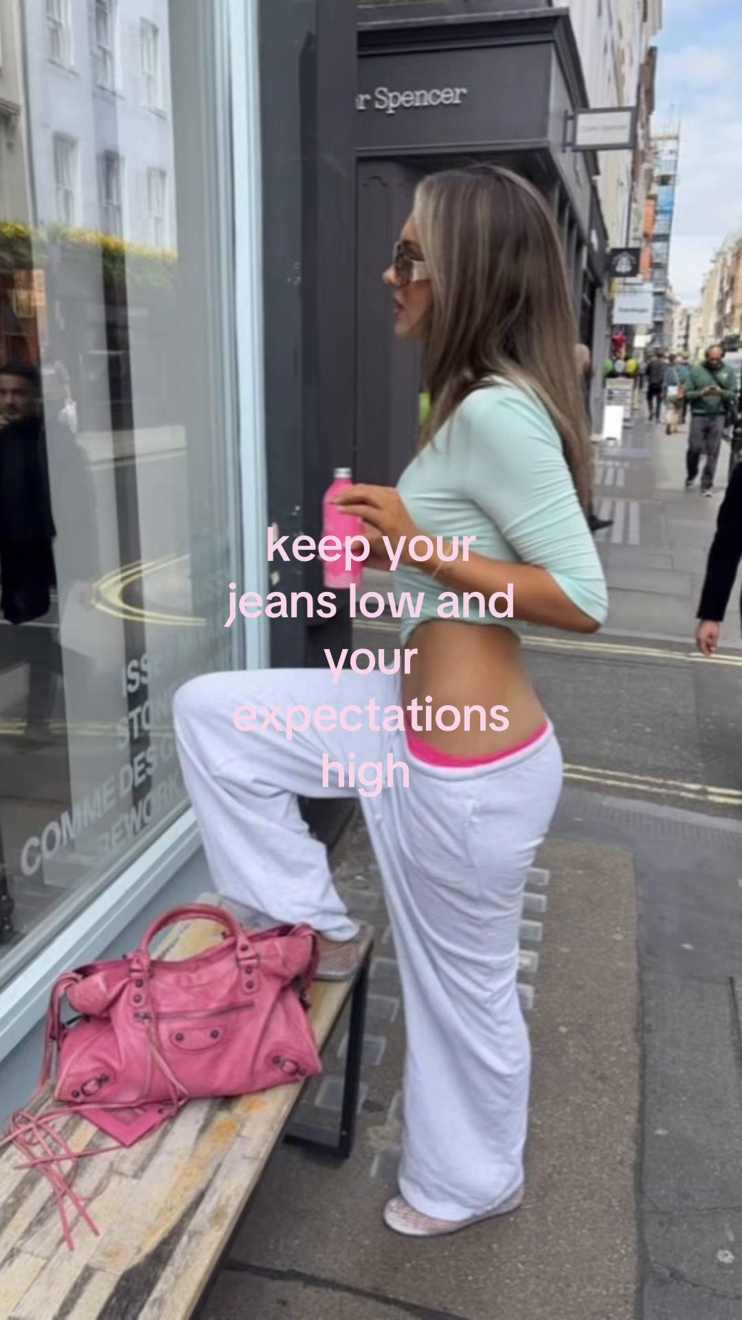 @💿
