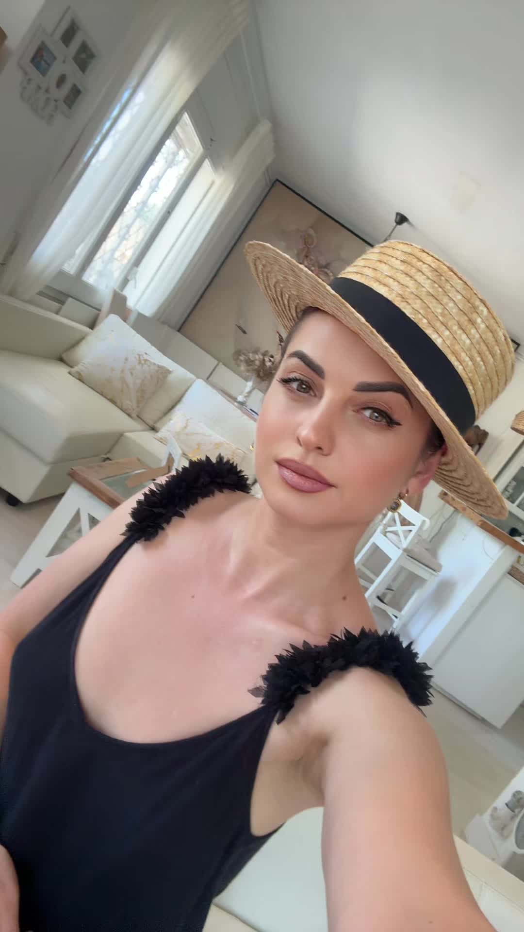 @Alina Elena156