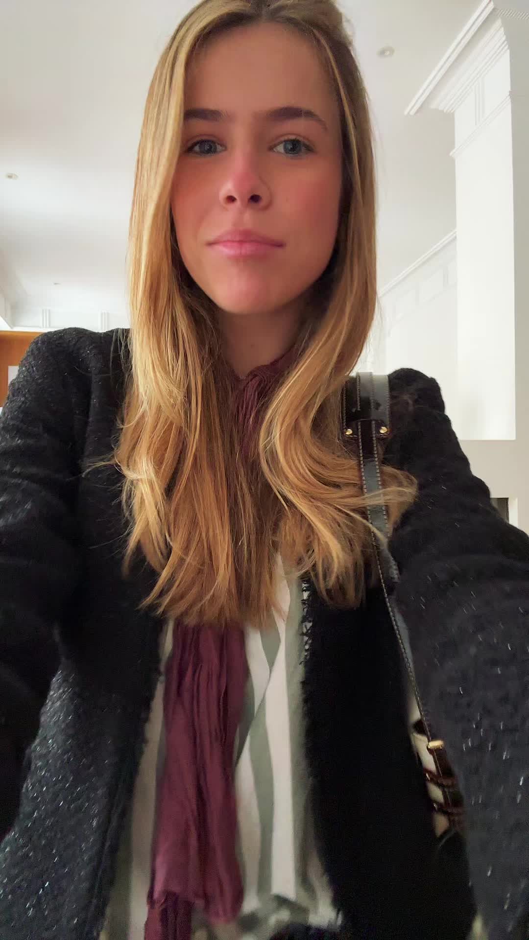 @Carlota
