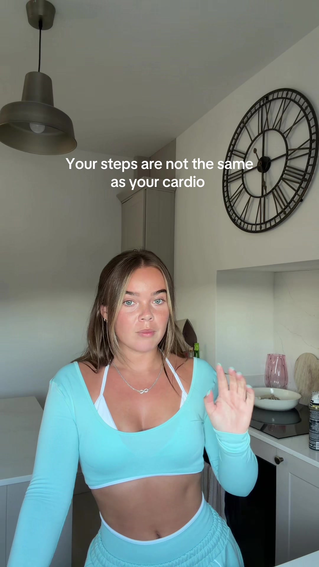 @lil.ashtonn