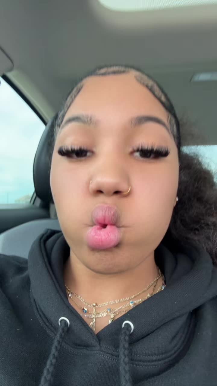 @MiaBaby