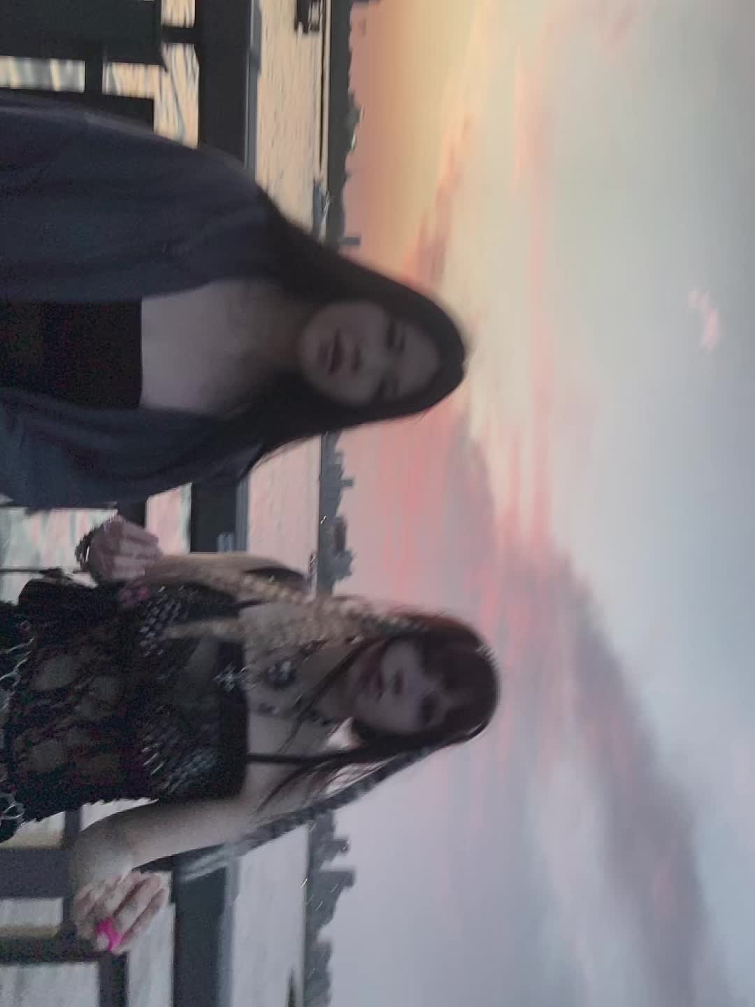 @s3Nyw3bS3x
