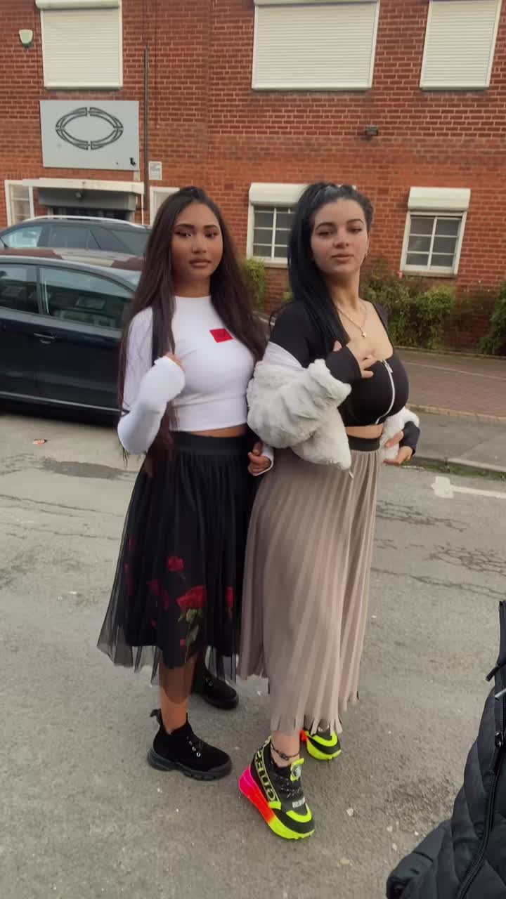 @Elysa