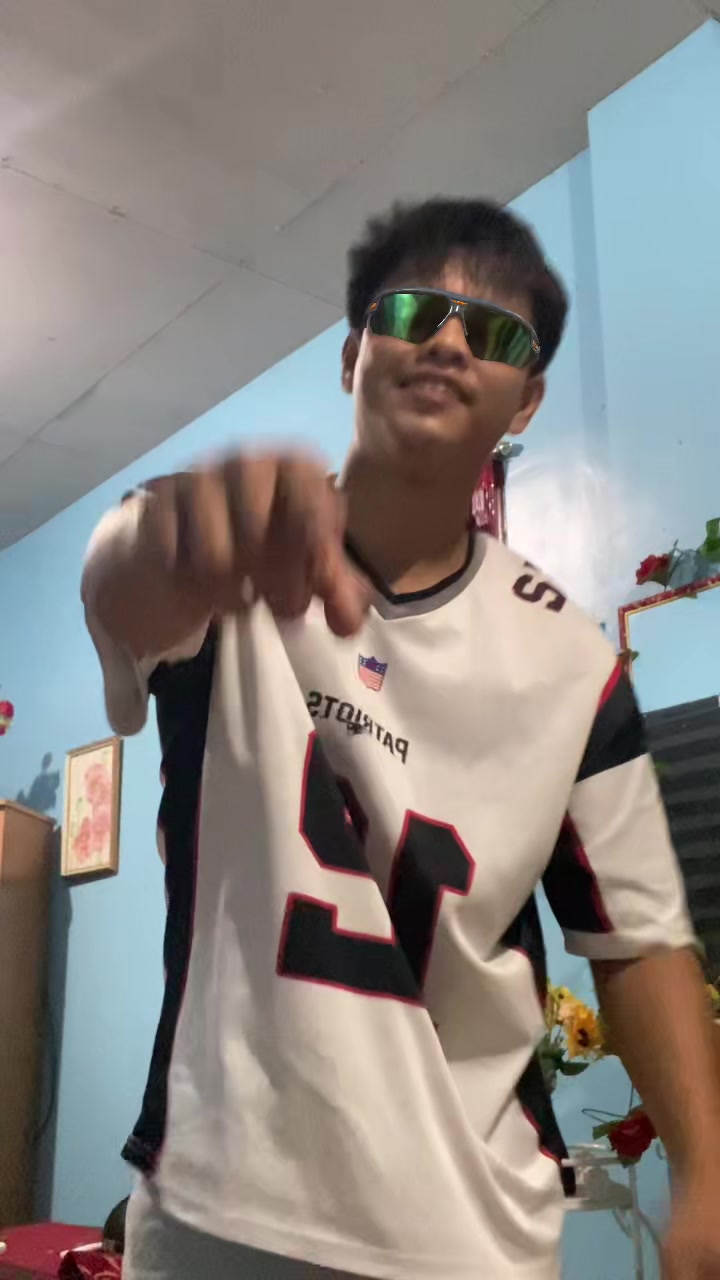 @Johnalcrisssssss