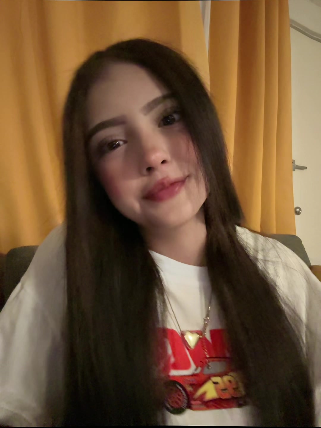 @𝒶𝓁𝒾 🍒