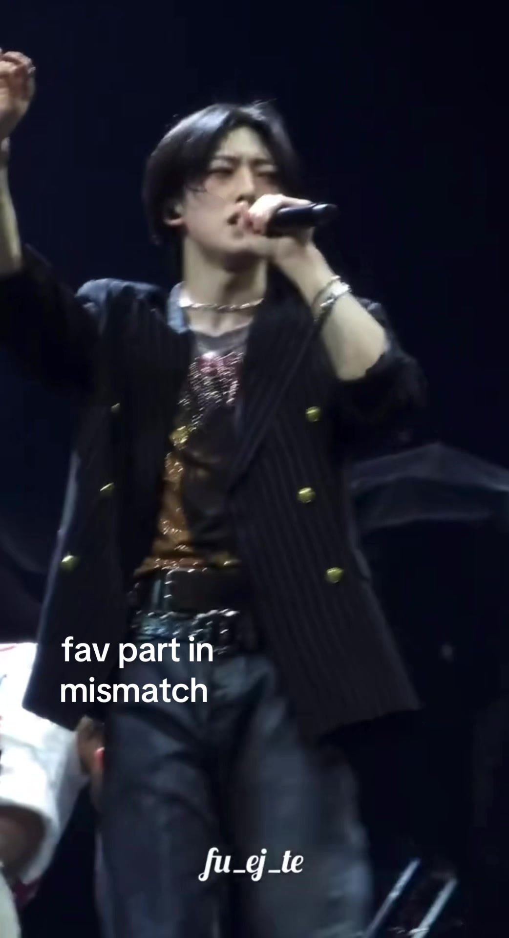 @&