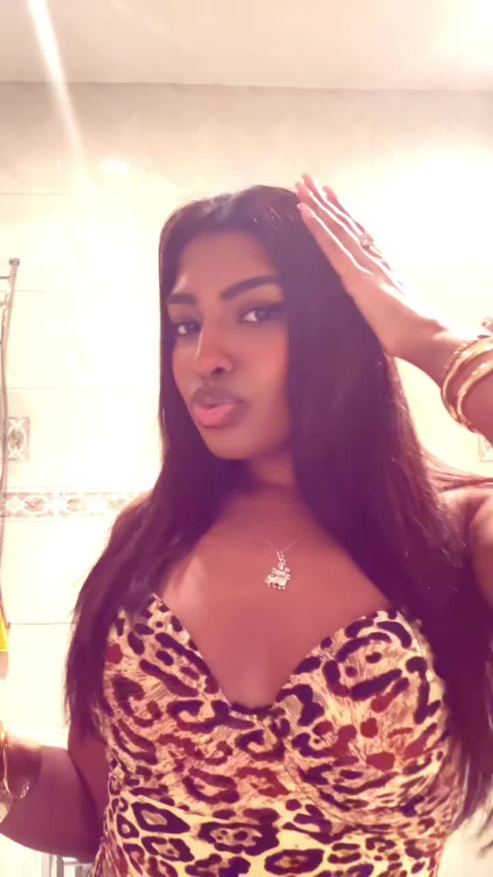 @anaiz