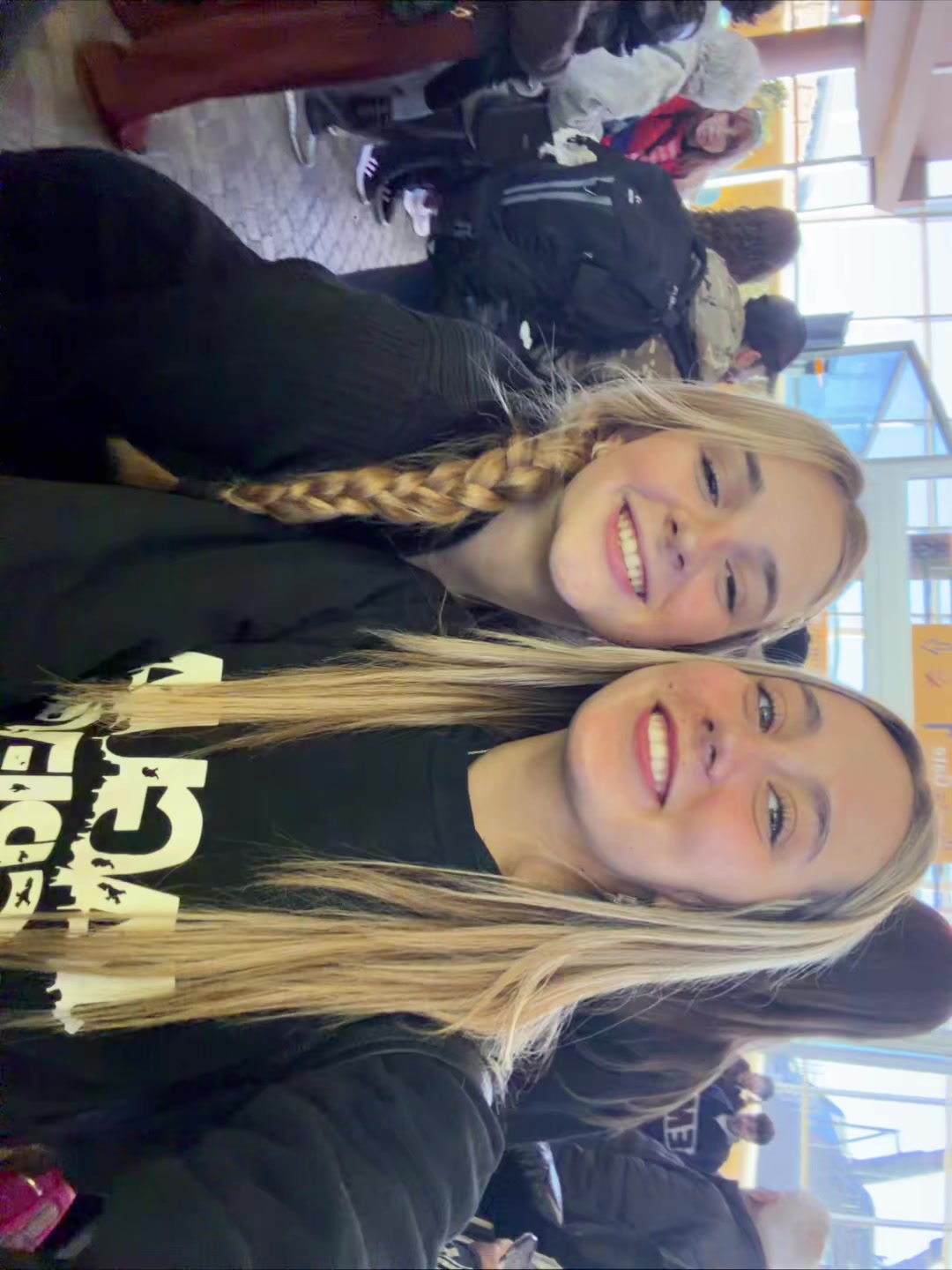 @kendra_lovee
