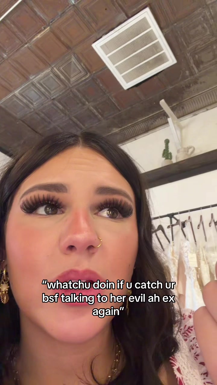 @PresleyLeonor