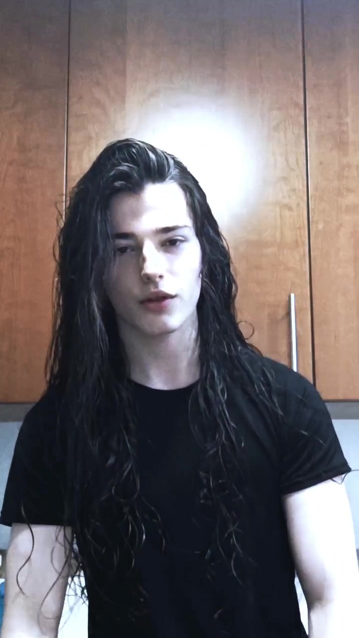 @⛧𝕸𝖎⸸𝖈𝖍⛧