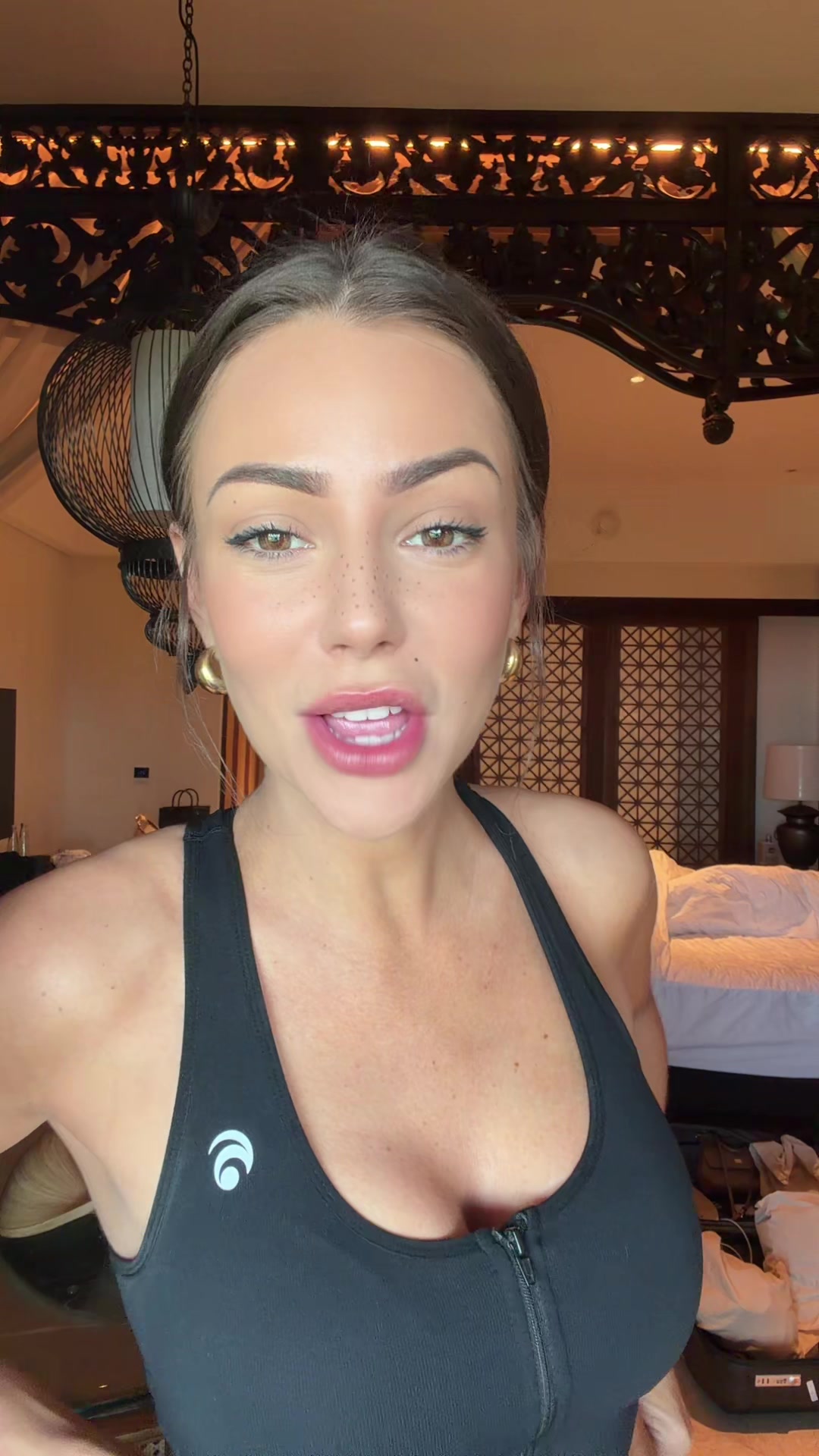 @Lenoutsa