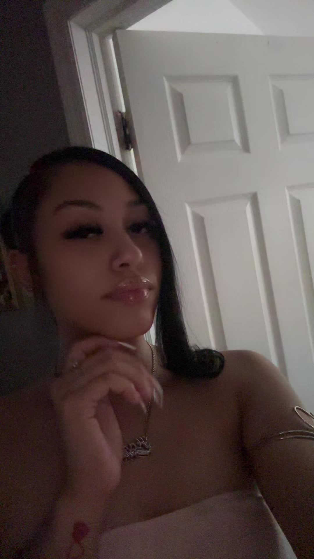 @🖤