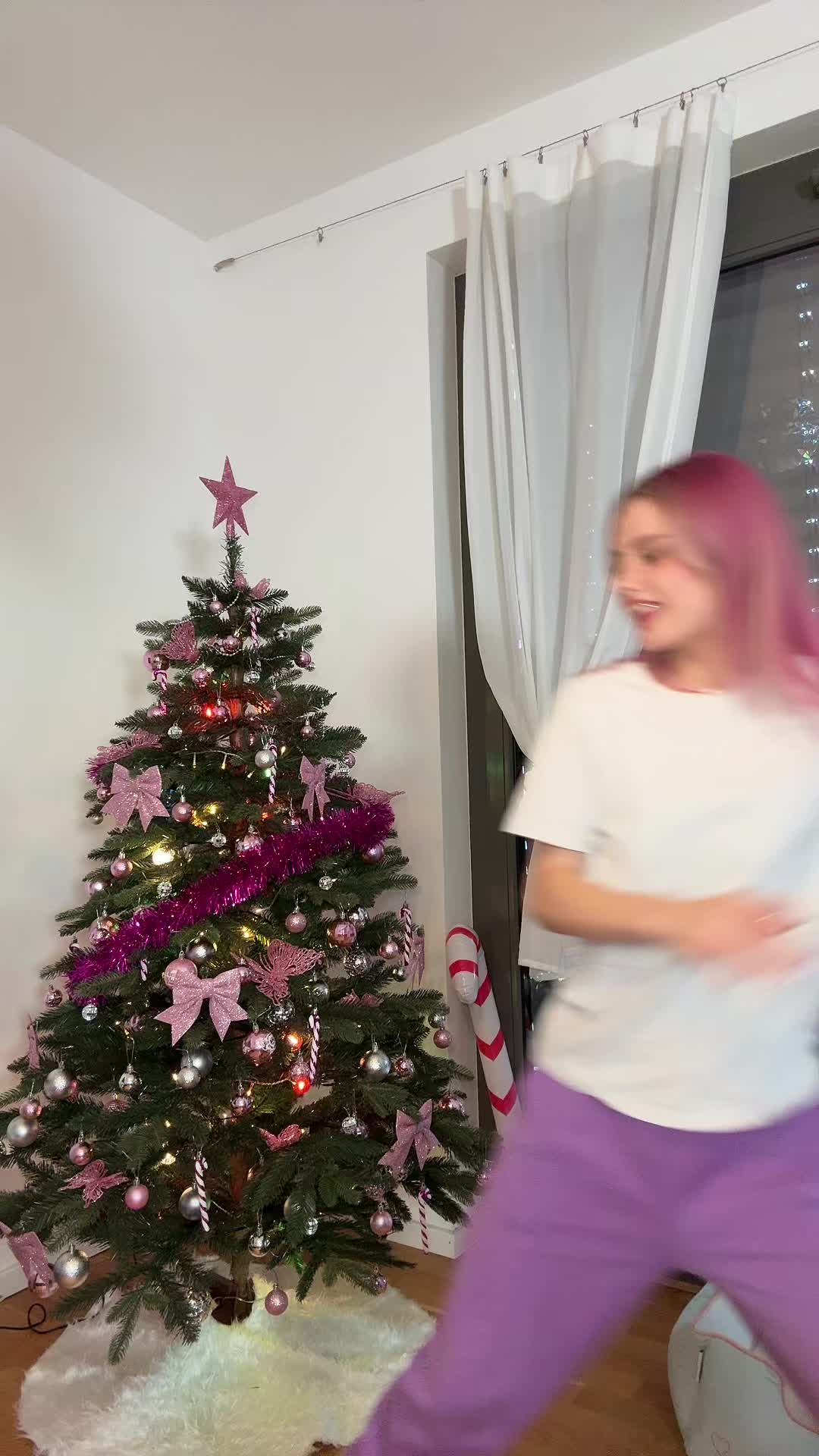 @𝓜𝓞𝓝𝓐 𝓜𝓐𝓡𝓘𝓔 🐸💗
