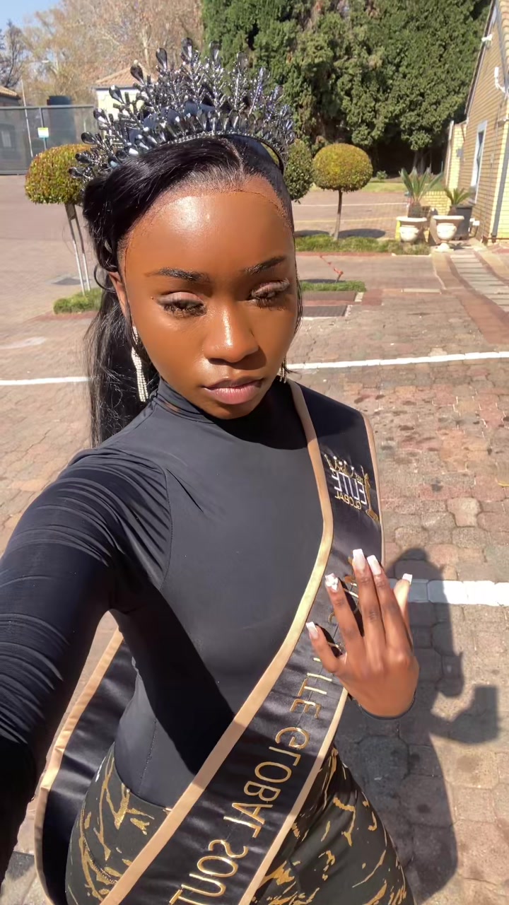 @QueenB